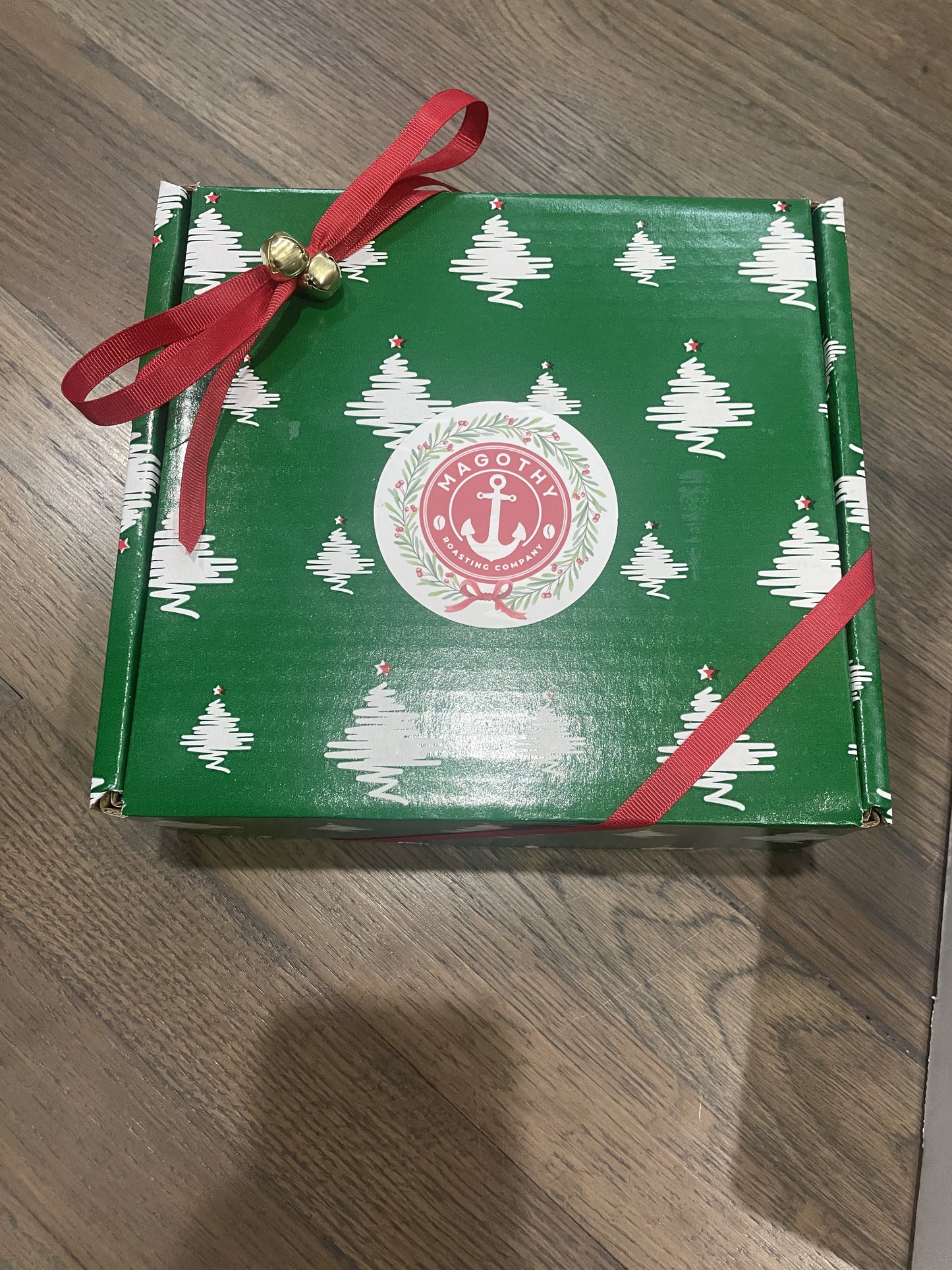 Holiday Gift Box: Glass Tumbler and Fresh Roasted Coffee Beans